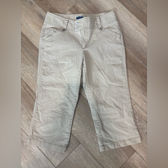 Dockers Pants - Dockers Tan Beige Capri Pants